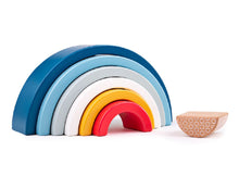 Afbeelding in Gallery-weergave laden, Houten speelgoed regenboog, bestaat uit zeven losse onderdelen. Stimuleert de creativiteit en de fantasie
